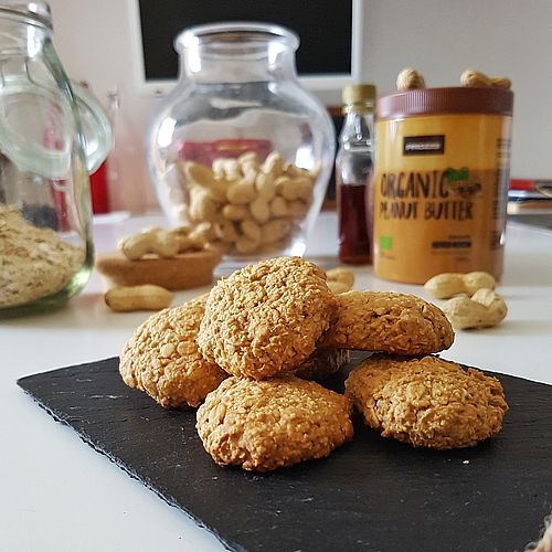 Biscotti al burro d'arachidi tre ingredienti